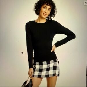 A new day Classic Black Long Sleeve Tee womans size small layering